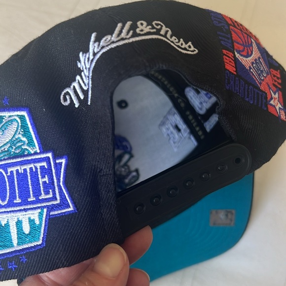 Mitchell & Ness Charlotte Hornet Hat Black Embroidered Patches Snap Back New OS - Picture 9 of 16